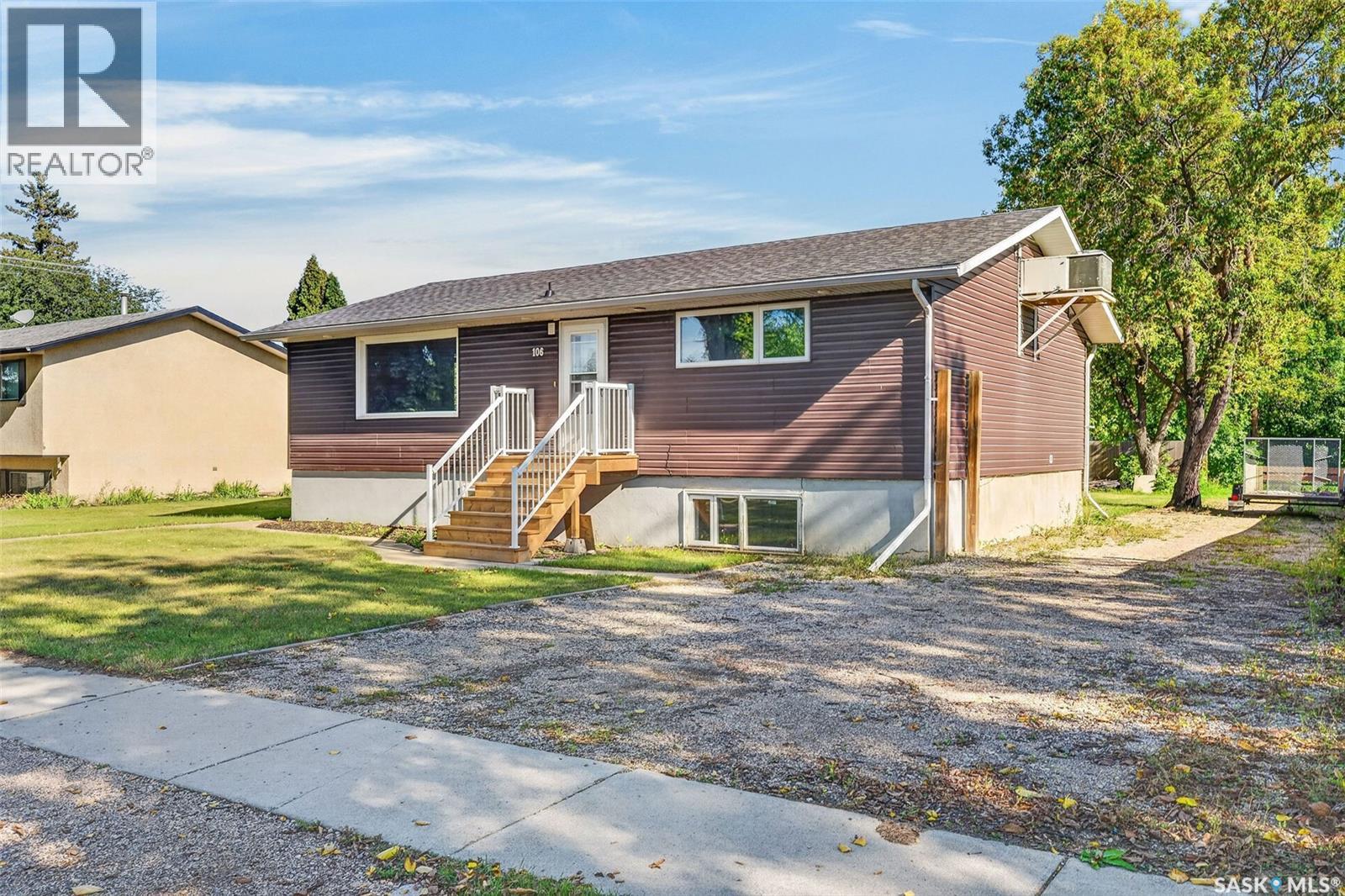 106 Bemister Avenue E, Melfort, Saskatchewan  S0E 1A0 - Photo 3 - SK047792