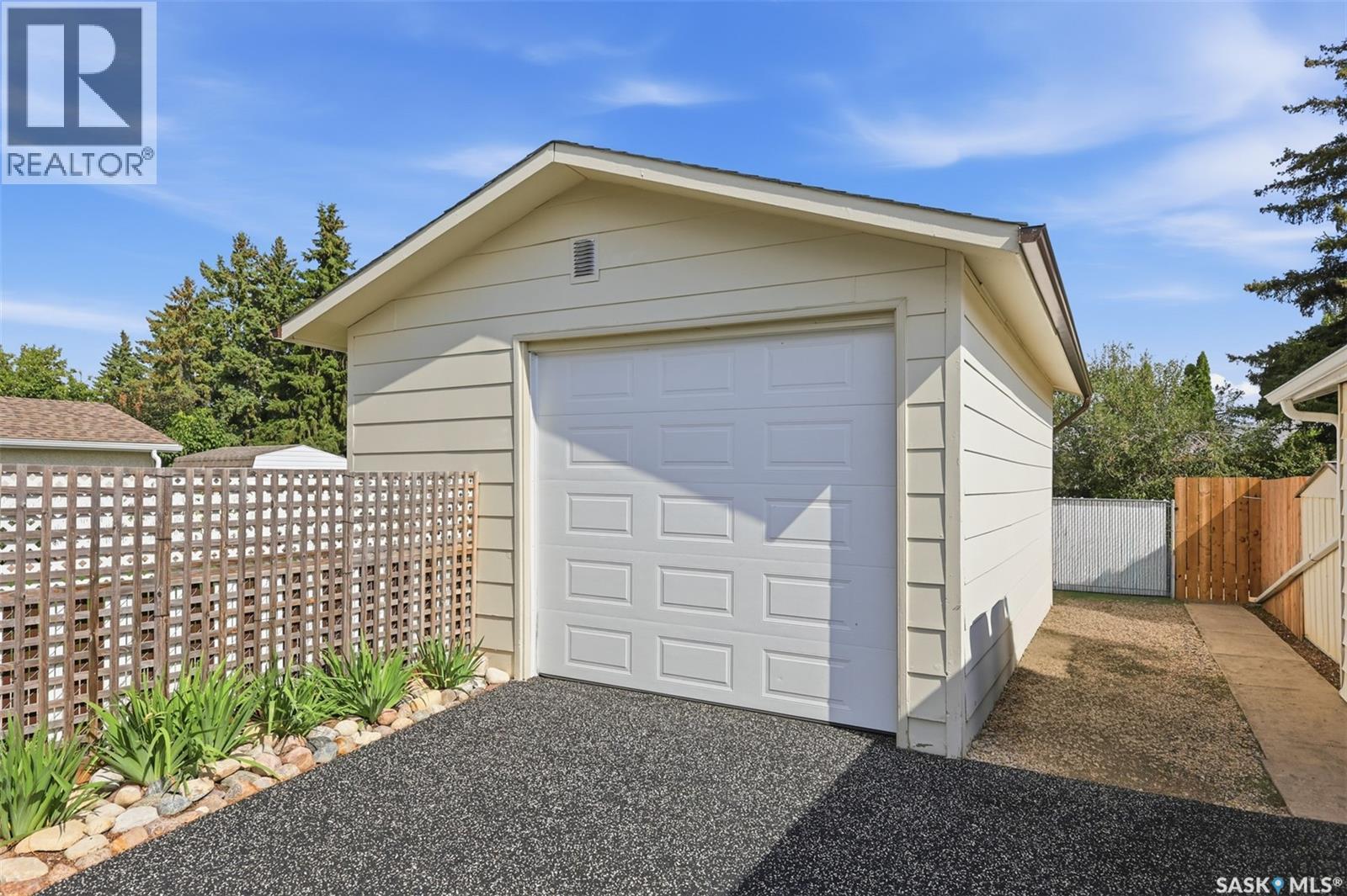 418 Laval Crescent, Saskatoon, Saskatchewan  S7H 4K9 - Photo 42 - SK047595