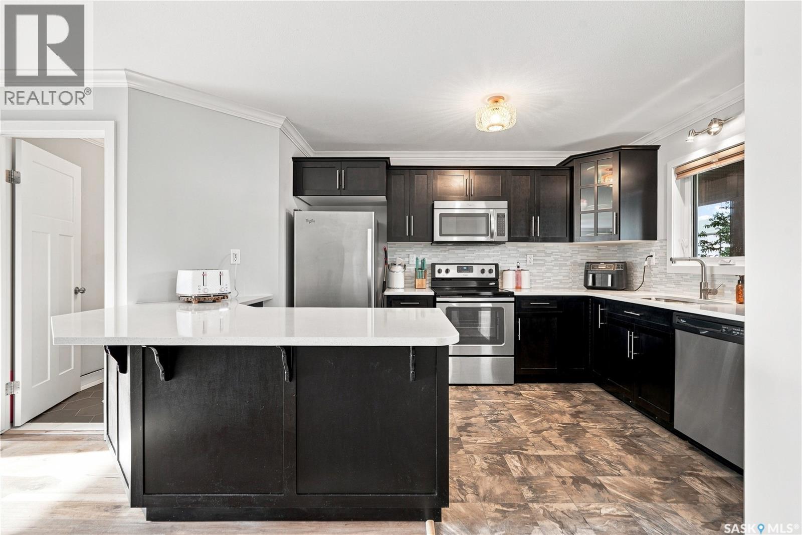 259 250 Akhtar Bend, Saskatoon, Saskatchewan  S7W 0W4 - Photo 4 - SK047445