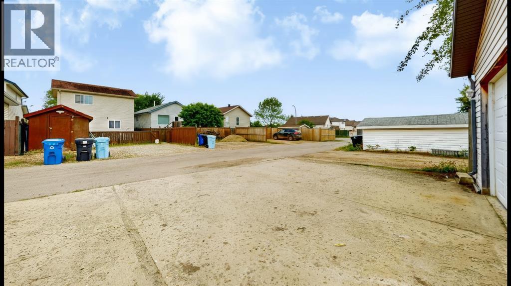 225 Campbell Crescent, Fort Mcmurray, Alberta  T9K 2N3 - Photo 42 - A2342692