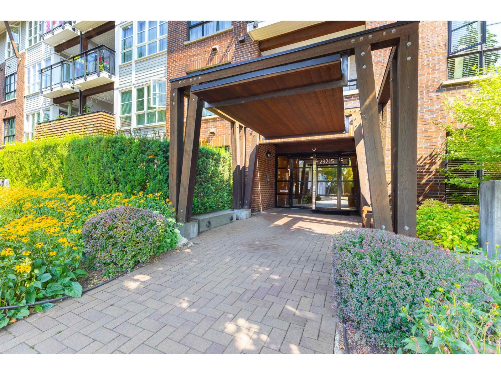 416 23215 BILLY BROWN ROAD, langley, British Columbia