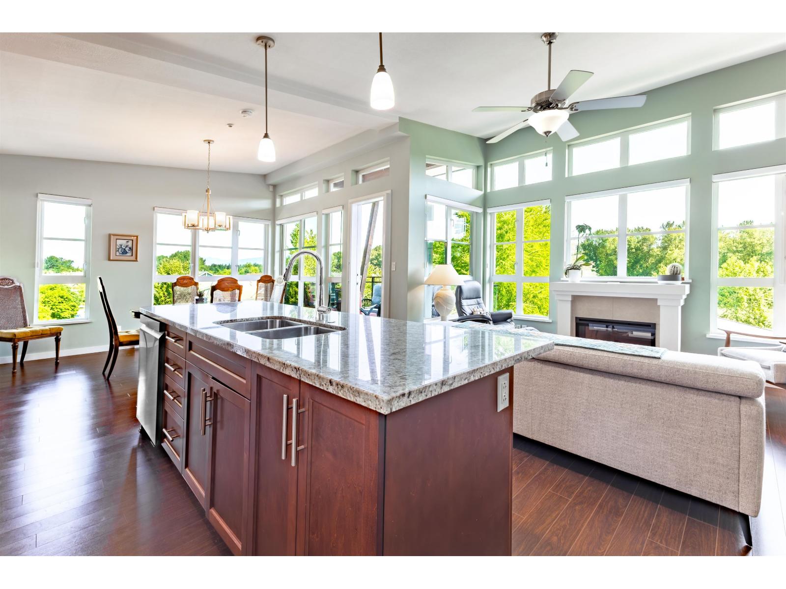 416 23215 Billy Brown Road, Langley, British Columbia  V1M 0B7 - Photo 10 - R3161612