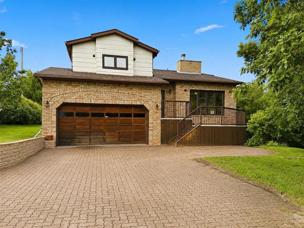 2005 Braecrest Drive, Brandon, Manitoba  R7A 1A3 - Photo 0 - 202622472