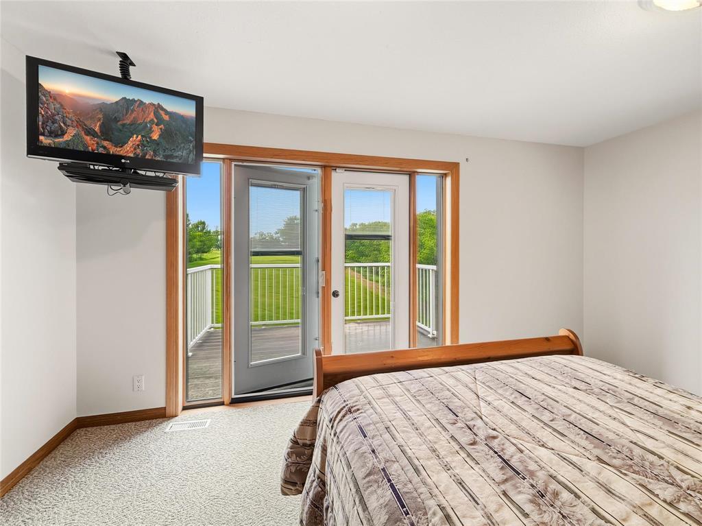 2005 Braecrest Drive, Brandon, Manitoba  R7A 1A3 - Photo 9 - 202622472