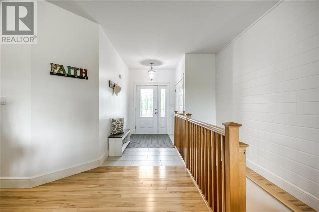 41 Bay Street, Whitefish, Ontario  P0M 3E0 - Photo 3 - 2130174