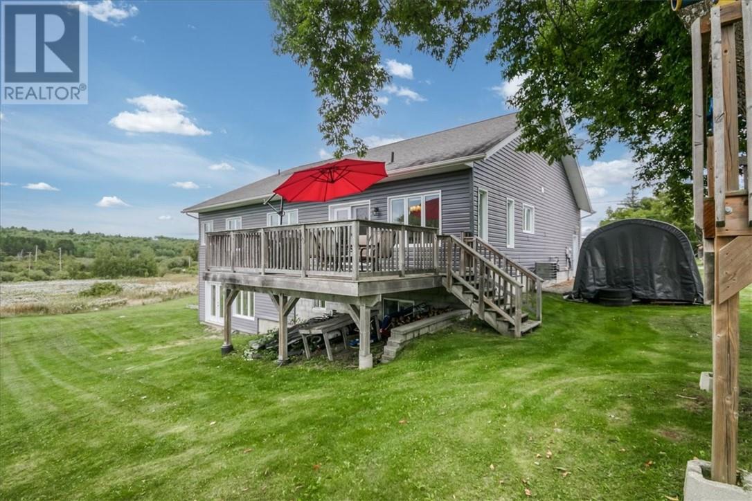 41 Bay Street, Whitefish, Ontario  P0M 3E0 - Photo 39 - 2130174