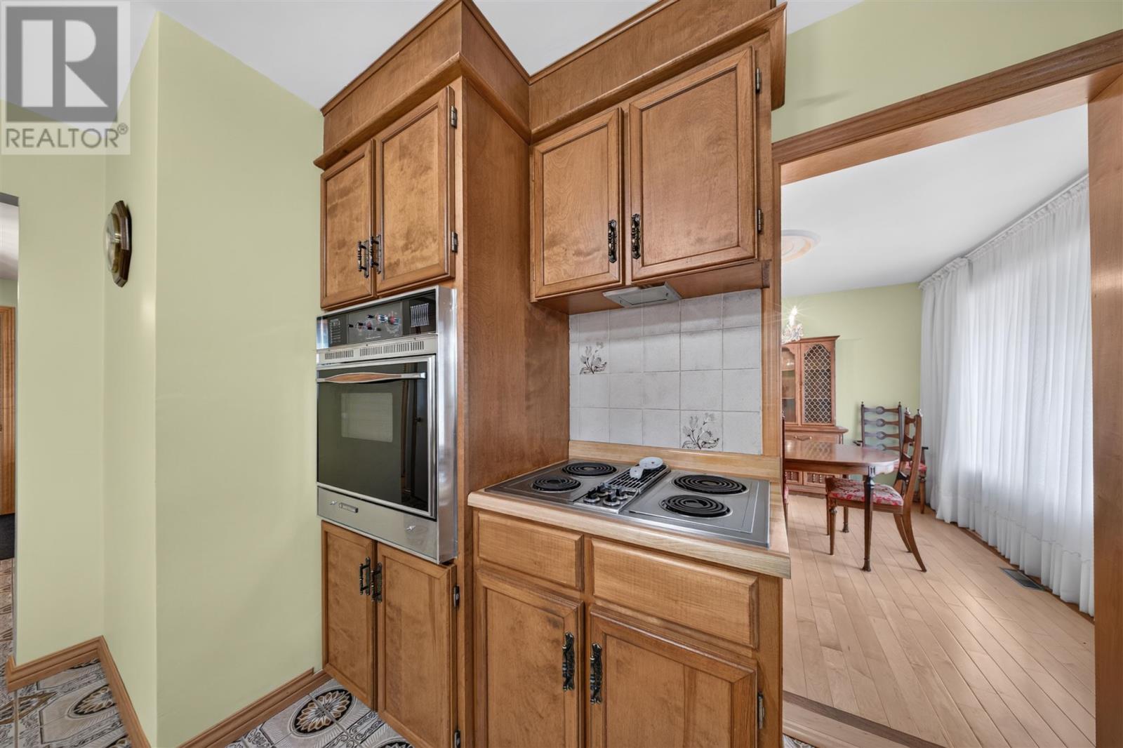 6 Pinemore Blvd, Sault Ste. Marie, Ontario  P6B 4E3 - Photo 9 - SM262452
