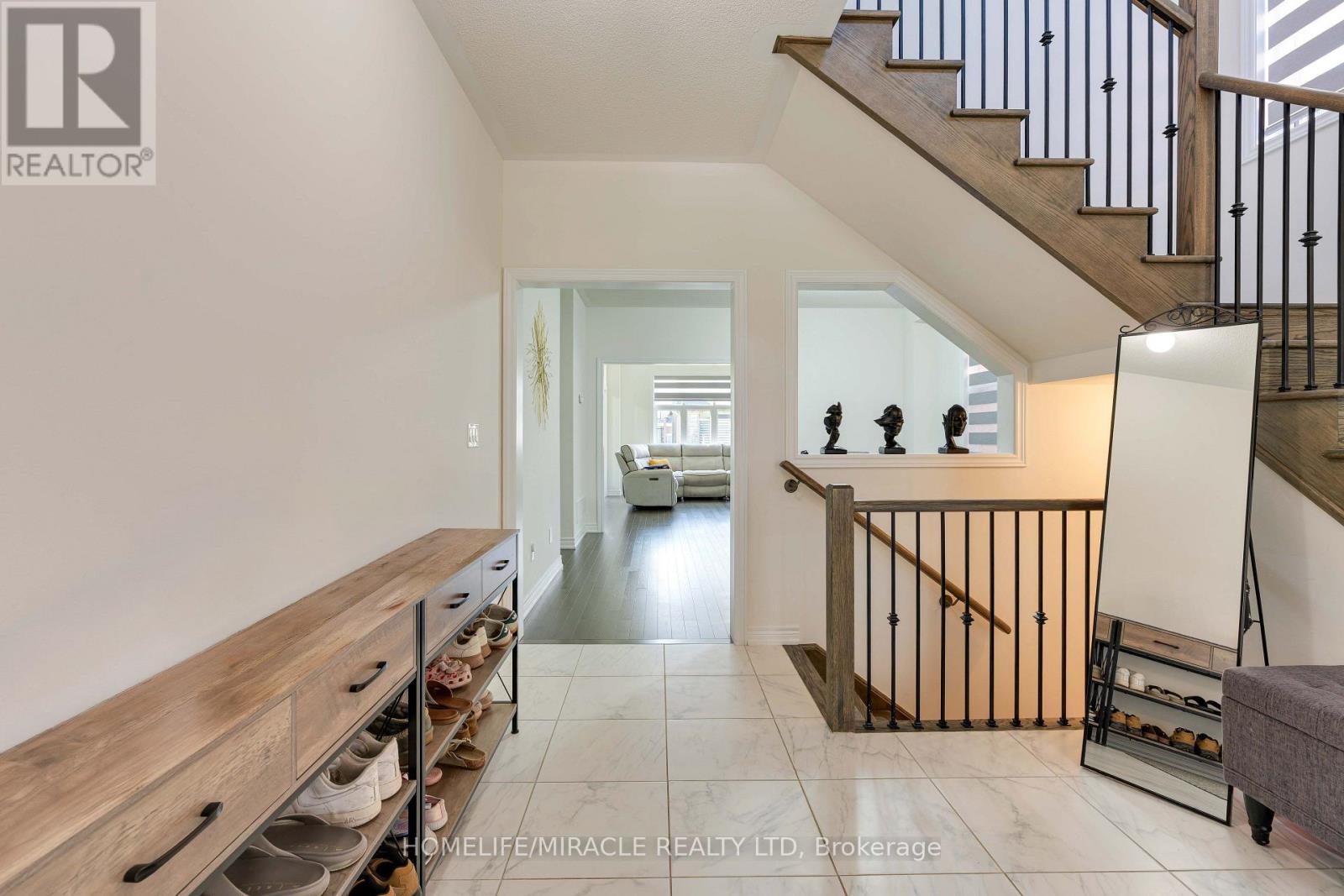1429 DAVIS LOOP, Innisfil, Ontario