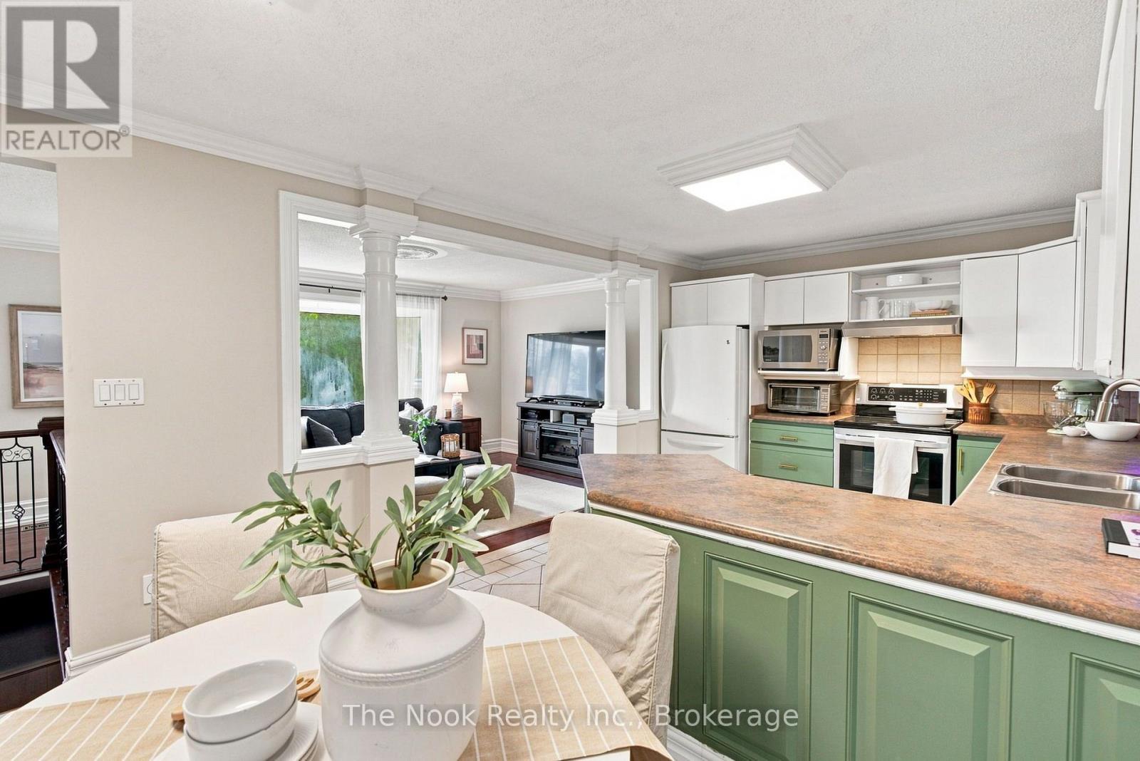 257 Wilson Road S, Oshawa, Ontario  L1H 6C4 - Photo 15 - E13754684