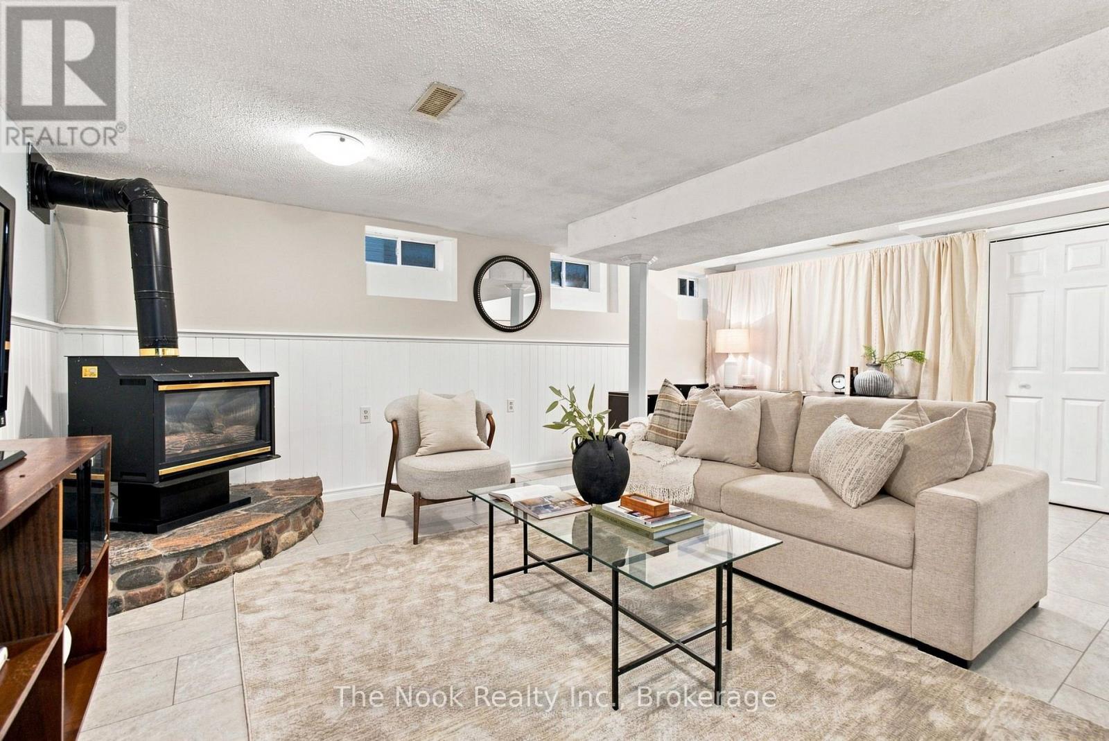 257 Wilson Road S, Oshawa, Ontario  L1H 6C4 - Photo 28 - E13754684