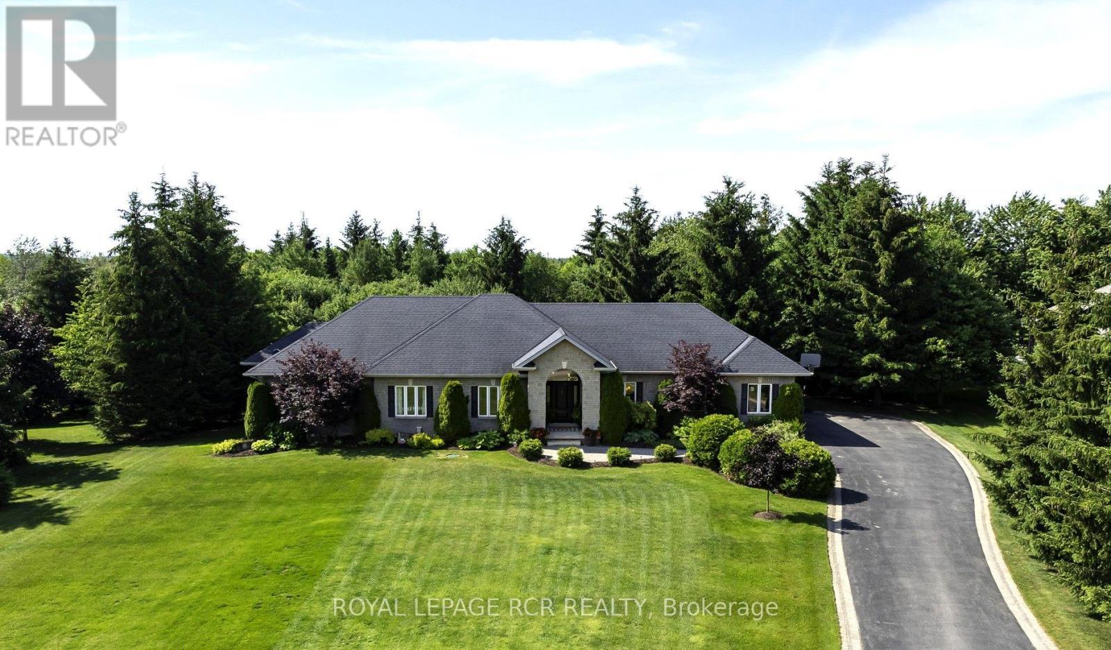 6 BROOKHAVEN CRESCENT, East Garafraxa, Ontario