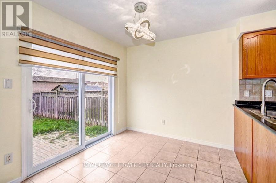 419 Tealby Crescent, Waterloo, Ontario  N2J 4Y8 - Photo 8 - X13734452