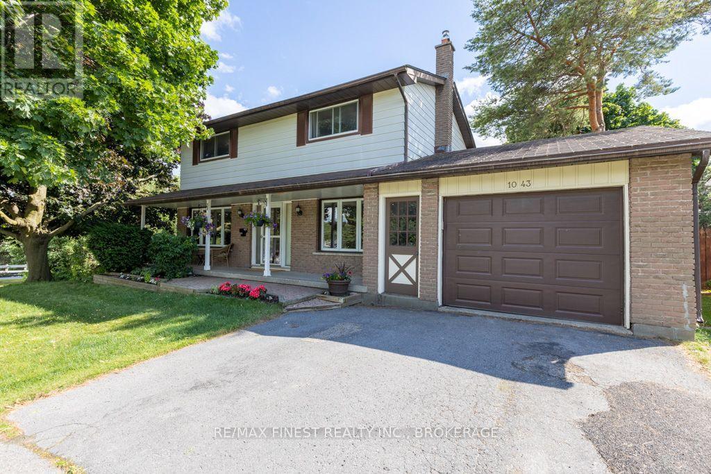 1043 Lincoln Drive, Kingston, Ontario  K7M 4Z3 - Photo 2 - X13754710