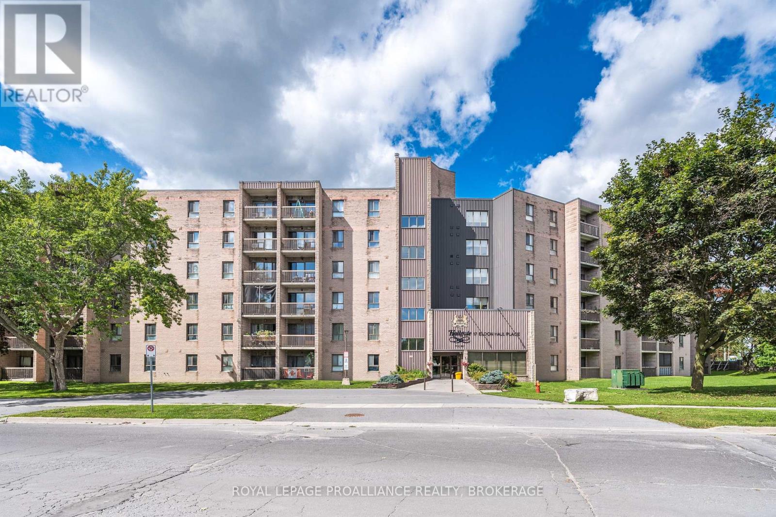 112 - 17 ELDON HALL PLACE, Kingston, Ontario