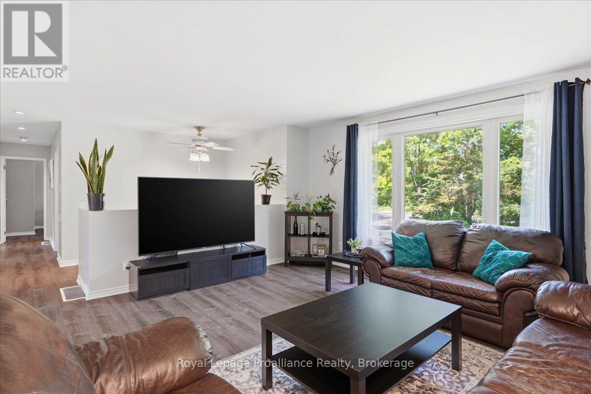 3526 Harmony Road, Tyendinaga (Tyendinaga Township), Ontario  K0K 1V0 - Photo 7 - X13754618
