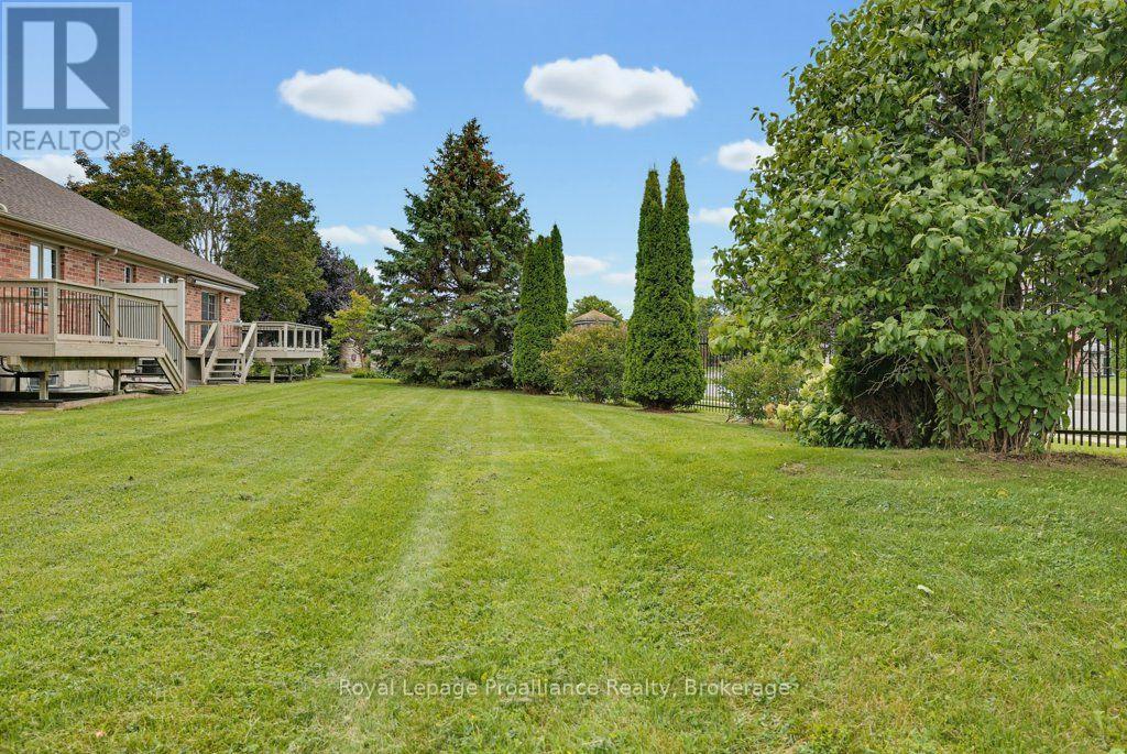 14 - 25 Heartwood Drive, Belleville, Ontario  K8P 5M2 - Photo 45 - X13754628