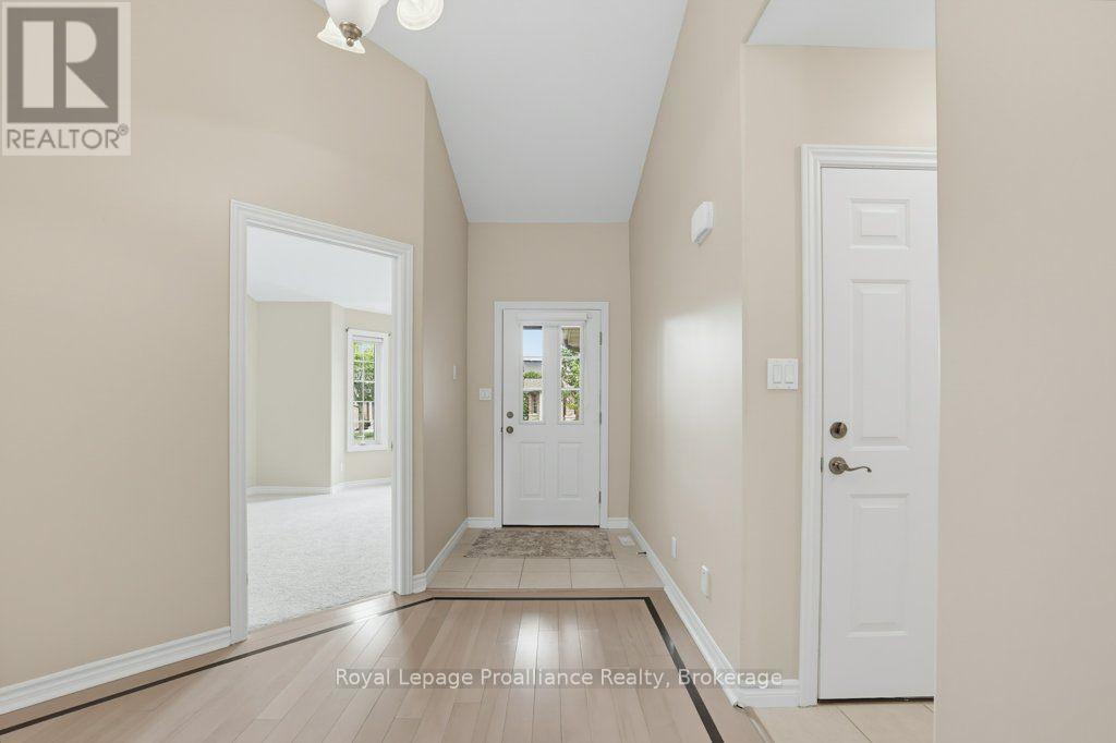 14 - 25 Heartwood Drive, Belleville, Ontario  K8P 5M2 - Photo 5 - X13754628