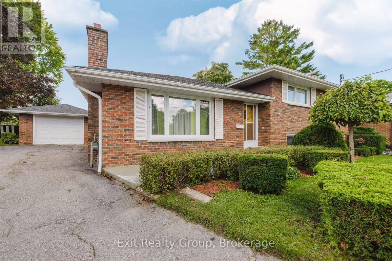 6 Ernest Court, Belleville, Ontario  K8P 4H7 - Photo 2 - X13754676