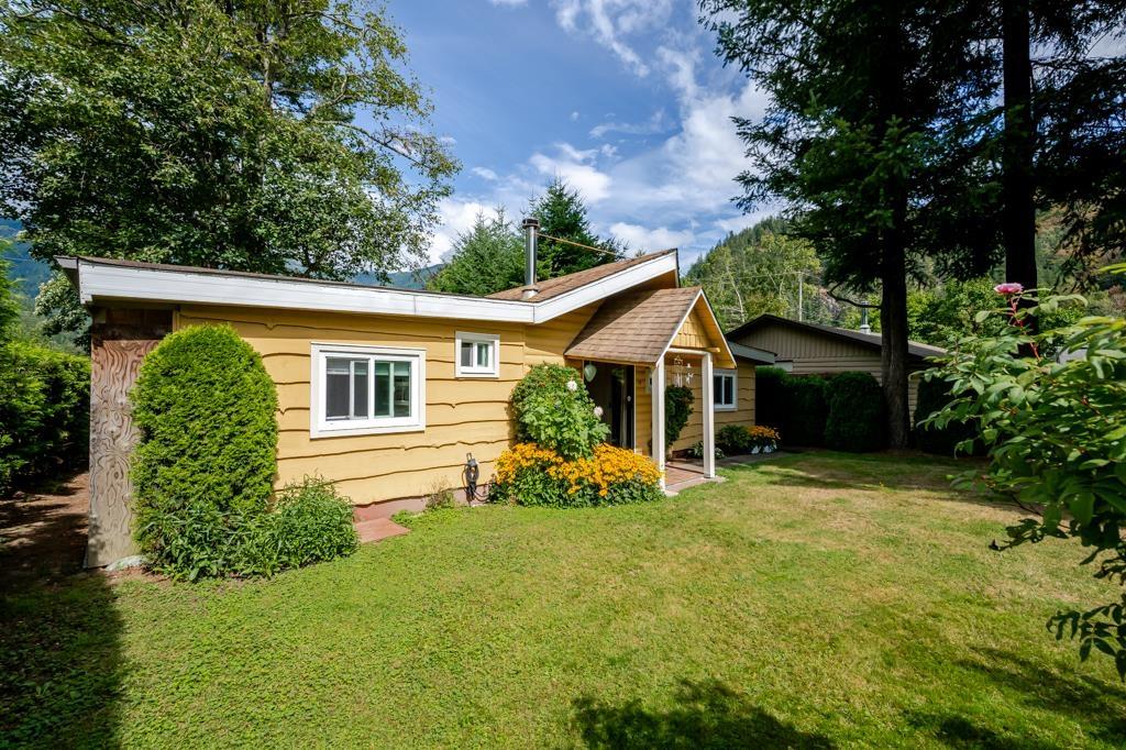 43885 Chestnut Lane, Mission, British Columbia  V0M 1N0 - Photo 2 - R3161199