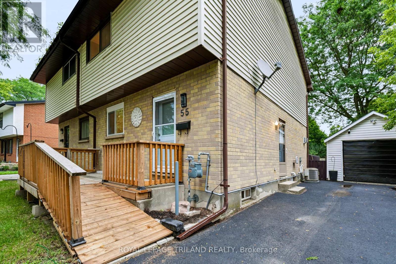 55 Mohegan Crescent, London East, Ontario  N5V 2X7 - Photo 2 - X13754724