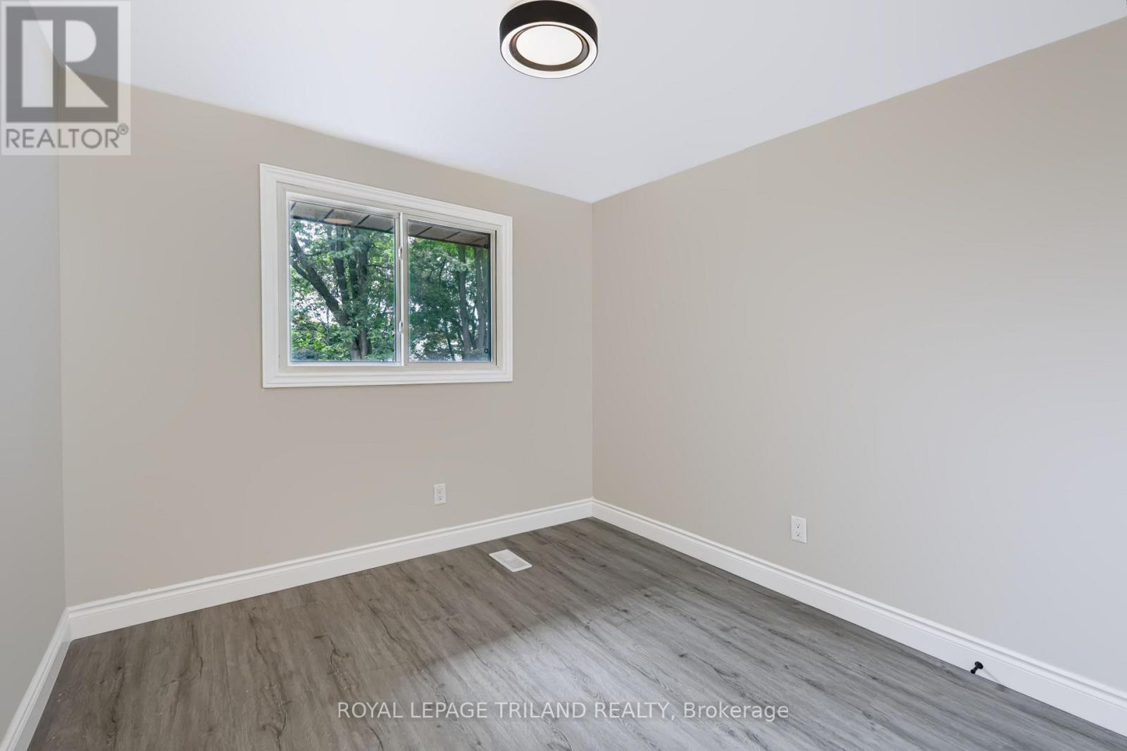 55 Mohegan Crescent, London East, Ontario  N5V 2X7 - Photo 20 - X13754724