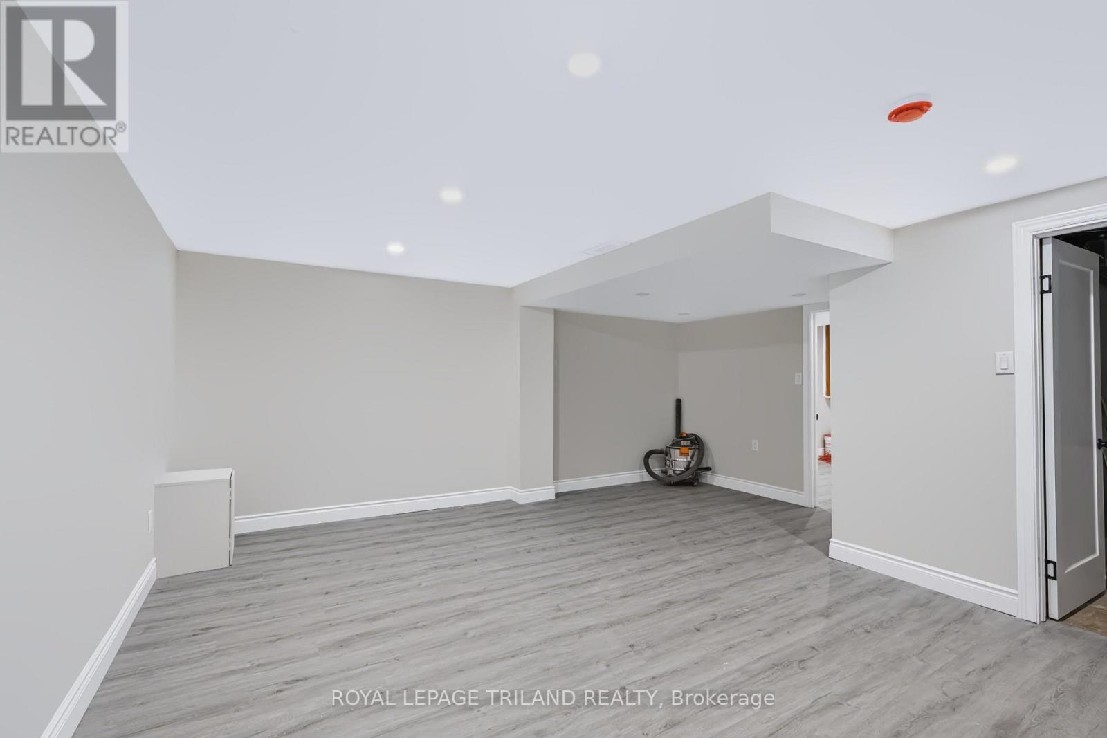 55 Mohegan Crescent, London East, Ontario  N5V 2X7 - Photo 25 - X13754724