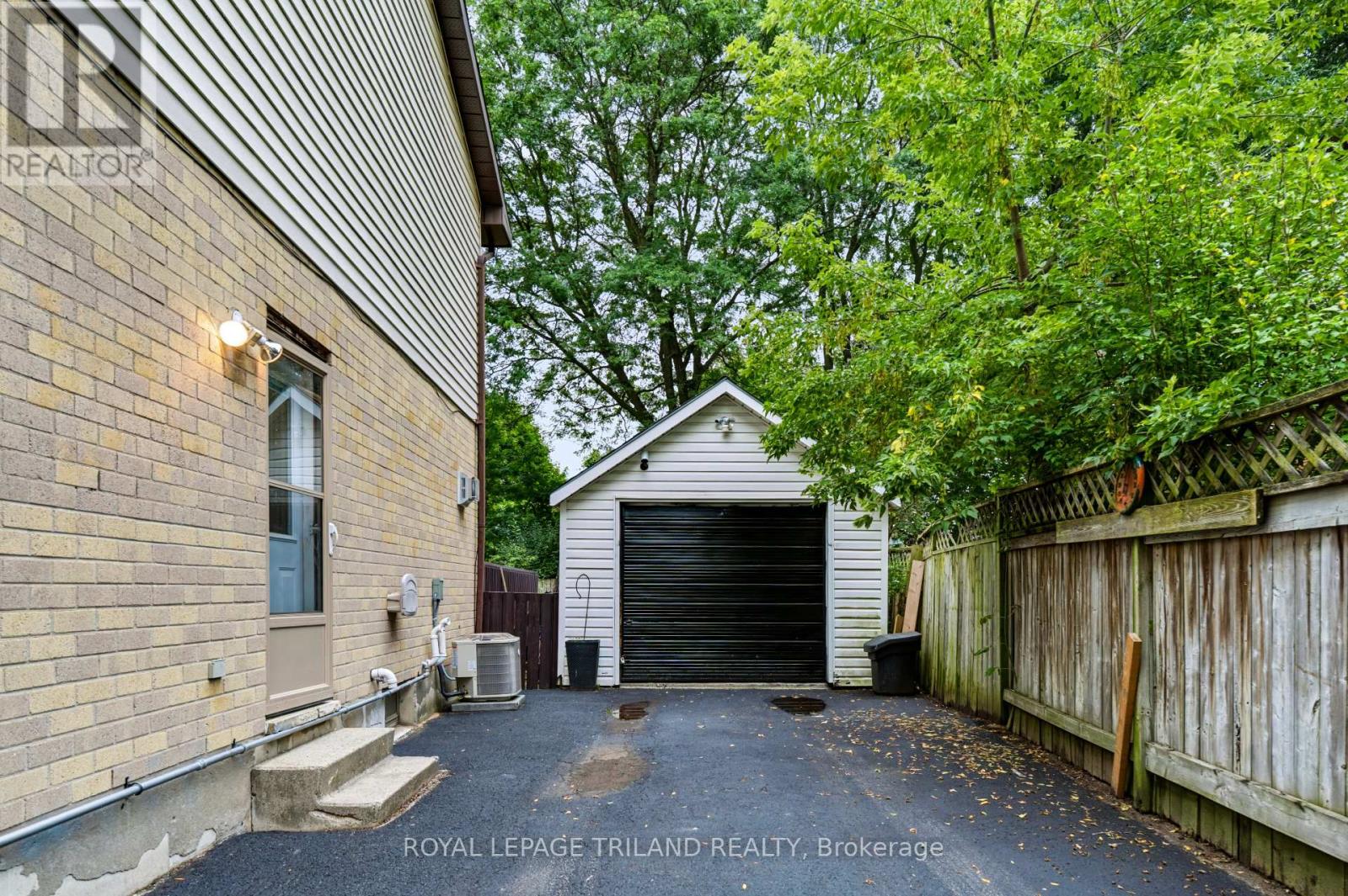 55 Mohegan Crescent, London East, Ontario  N5V 2X7 - Photo 34 - X13754724