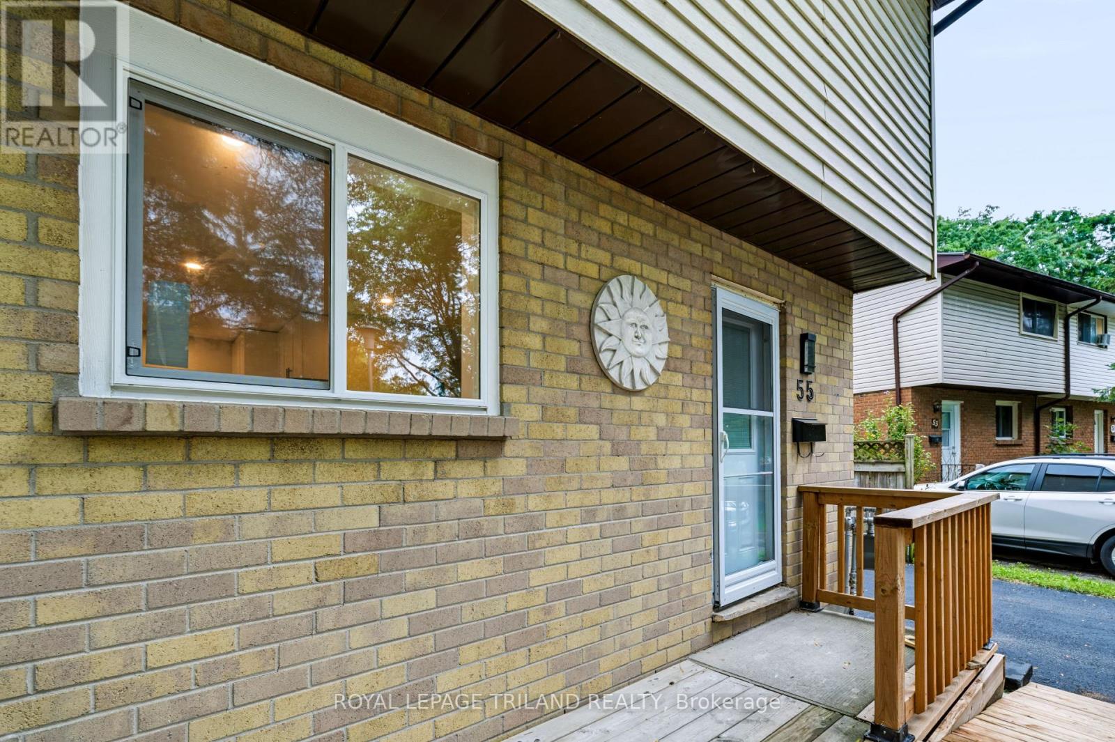 55 Mohegan Crescent, London East, Ontario  N5V 2X7 - Photo 4 - X13754724
