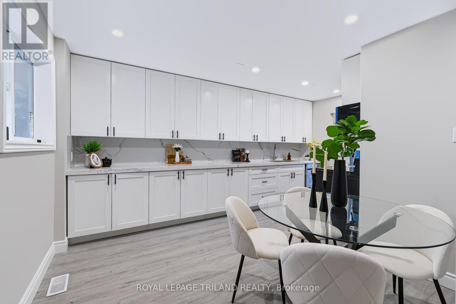 55 Mohegan Crescent, London East, Ontario  N5V 2X7 - Photo 6 - X13754724