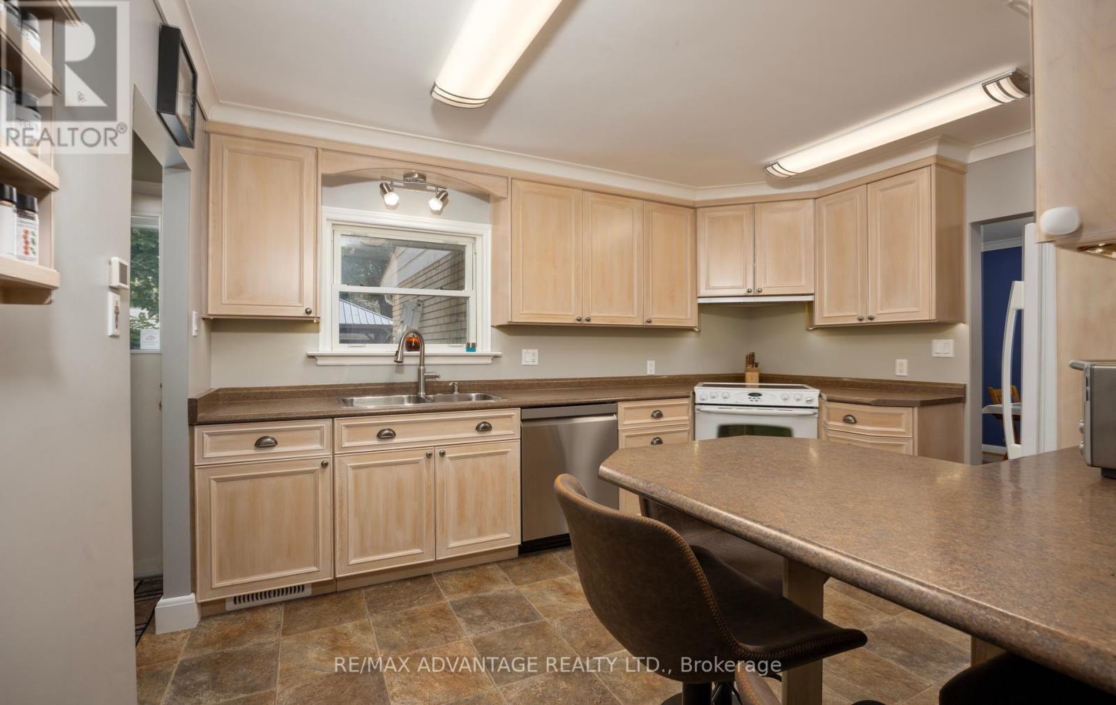 471 West Mile Road, London North, Ontario  N6H 3M4 - Photo 8 - X13754854