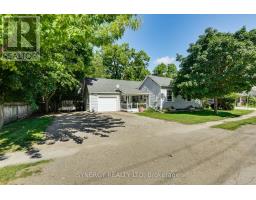 43 CANAAN STREET, Strathroy-Caradoc, Ontario