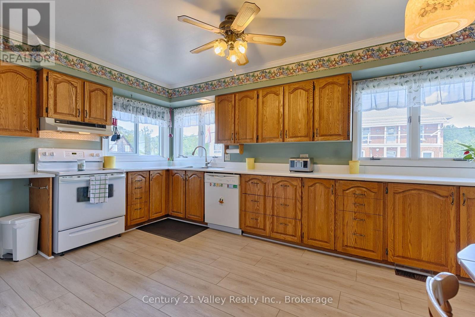 2032 Foresters Falls Road, Whitewater Region, Ontario  K0J 1V0 - Photo 12 - X13754614