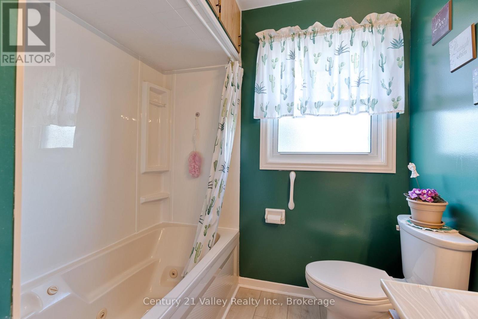 2032 Foresters Falls Road, Whitewater Region, Ontario  K0J 1V0 - Photo 17 - X13754614