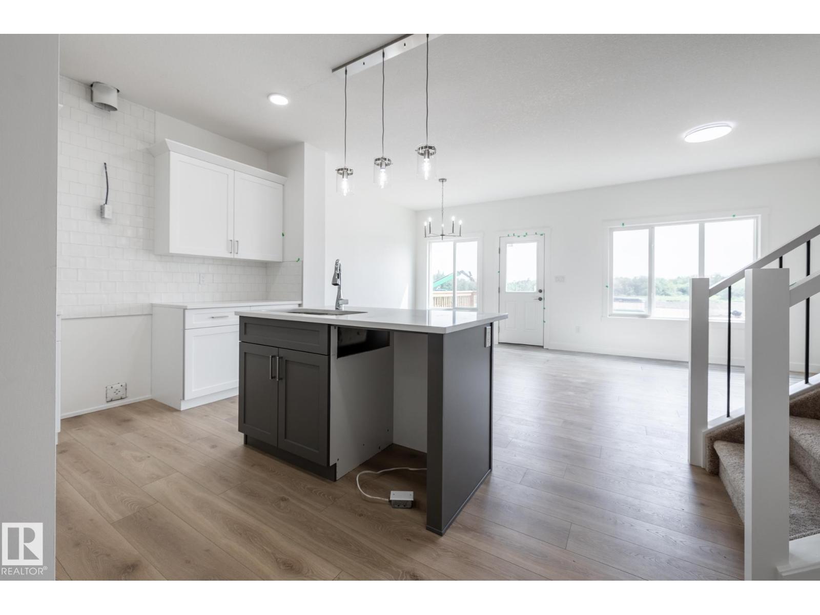 20829 15a Av Nw, Edmonton, Alberta  T6M 3N8 - Photo 9 - E4485356