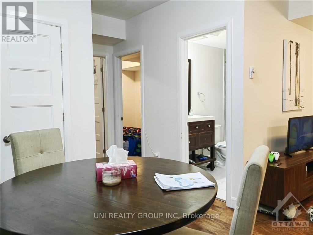 B - 492 Moodie Drive, Ottawa, Ontario  K2H 8A7 - Photo 12 - X13754874