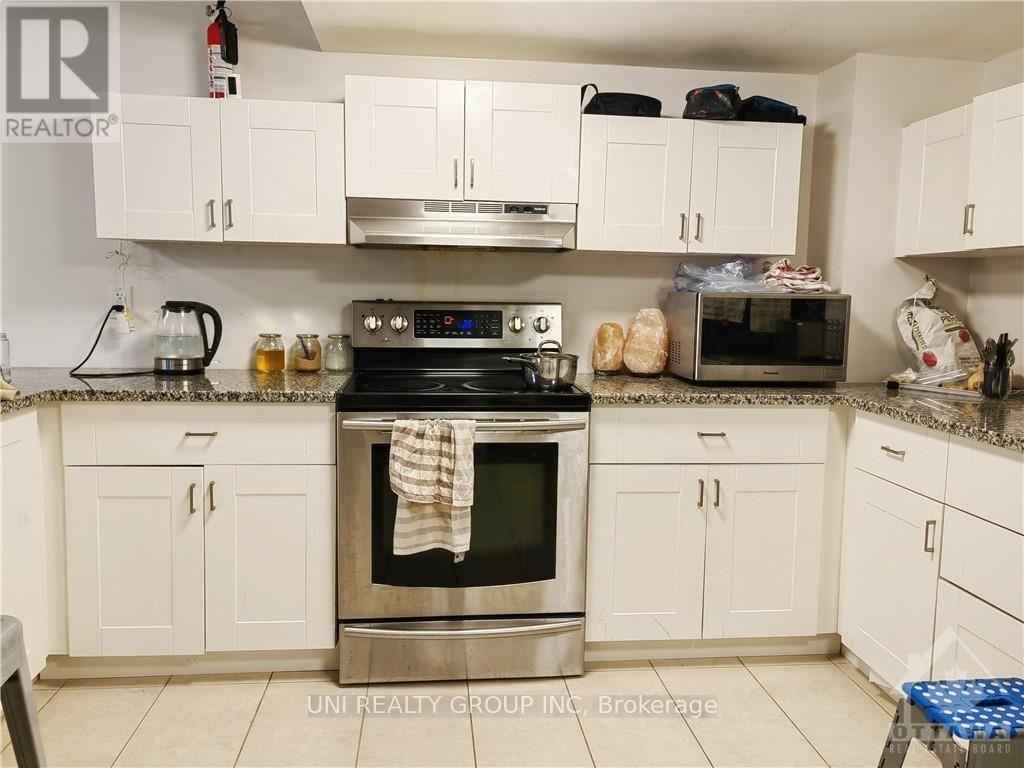 B - 492 Moodie Drive, Ottawa, Ontario  K2H 8A7 - Photo 4 - X13754874