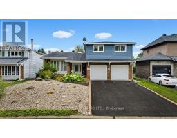 22 WOODHILL CRESCENT, Ottawa, Ontario