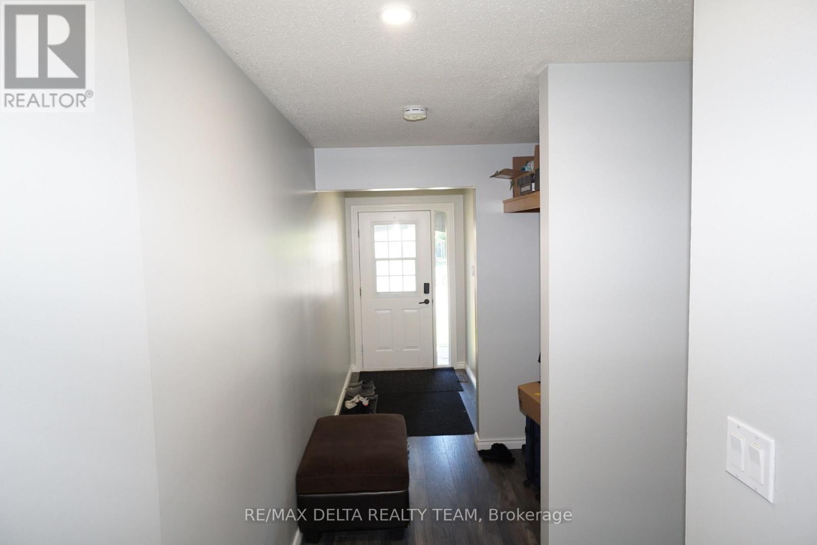 24 Raftus Square, Ottawa, Ontario  K2J 1J3 - Photo 5 - X13755032