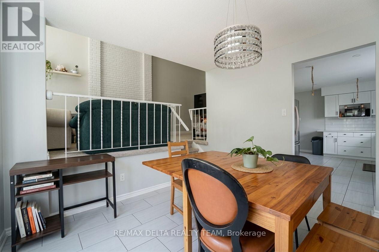 24 Raftus Square, Ottawa, Ontario  K2J 1J3 - Photo 8 - X13755032