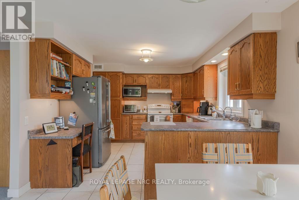 18 Harmony Drive, Niagara-On-The-Lake, Ontario  L0S 1J0 - Photo 12 - X13754728