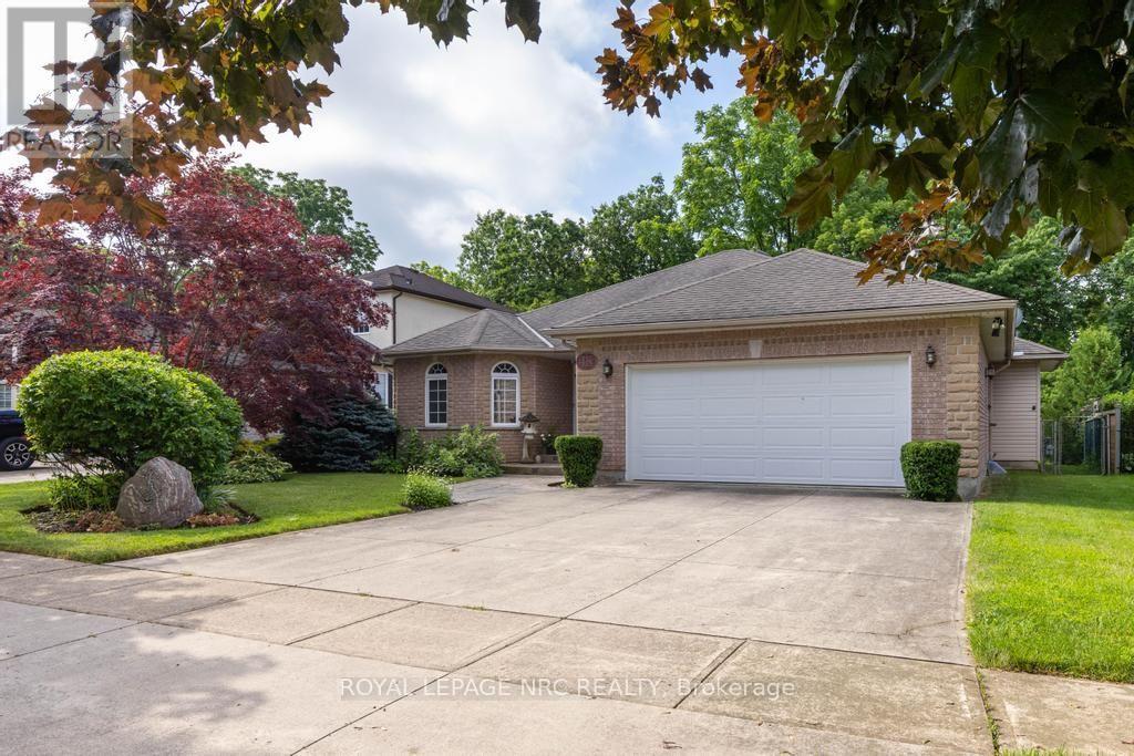 18 Harmony Drive, Niagara-On-The-Lake, Ontario  L0S 1J0 - Photo 2 - X13754728