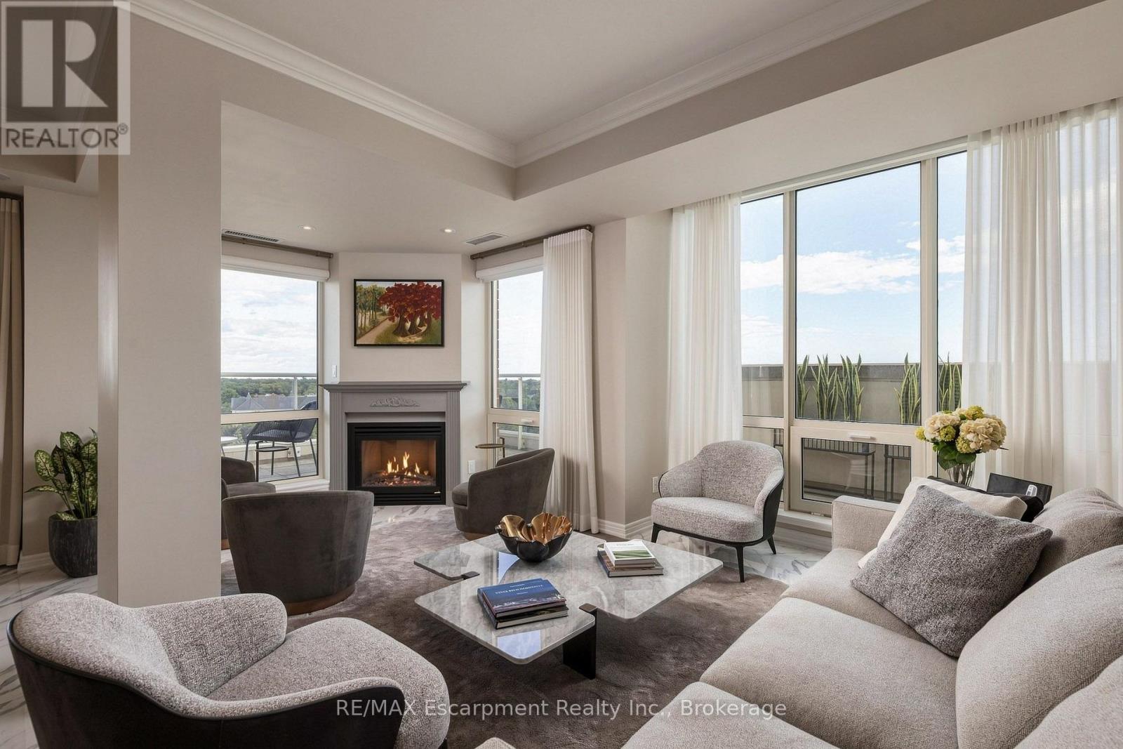 Ph1 - 60 Old Mill Road, Oakville, Ontario  L6J 7V9 - Photo 10 - W13754726