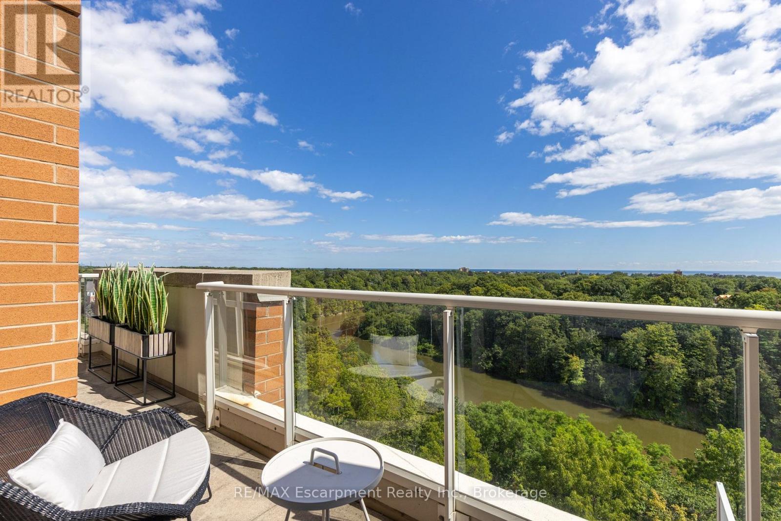 Ph1 - 60 Old Mill Road, Oakville, Ontario  L6J 7V9 - Photo 31 - W13754726