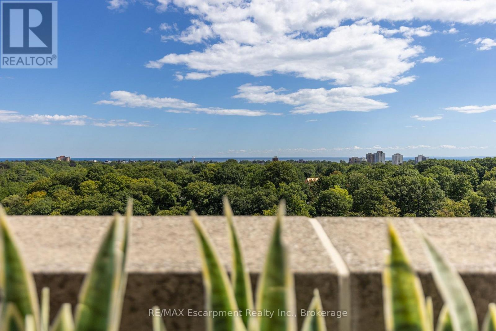 Ph1 - 60 Old Mill Road, Oakville, Ontario  L6J 7V9 - Photo 32 - W13754726