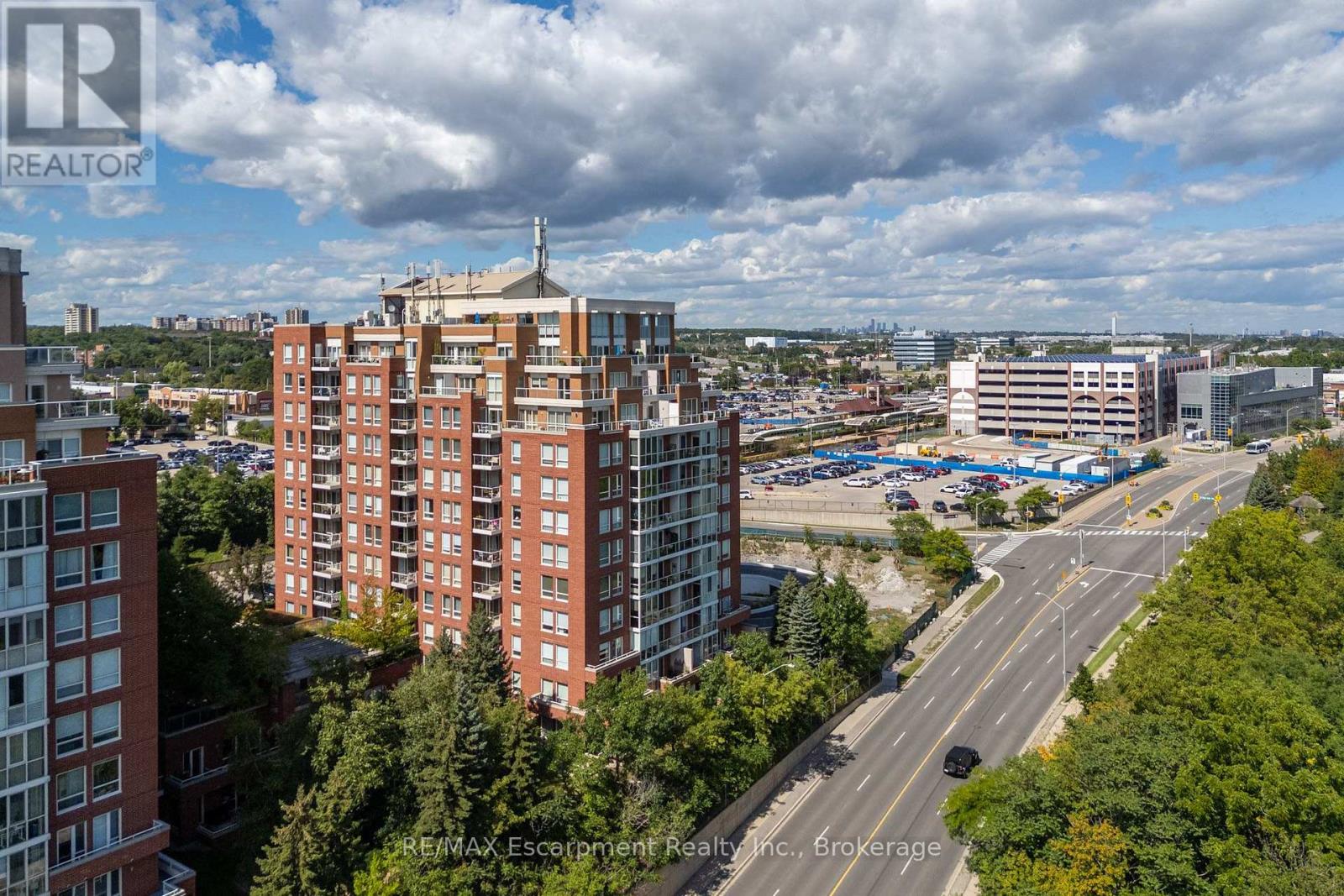 Ph1 - 60 Old Mill Road, Oakville, Ontario  L6J 7V9 - Photo 5 - W13754726