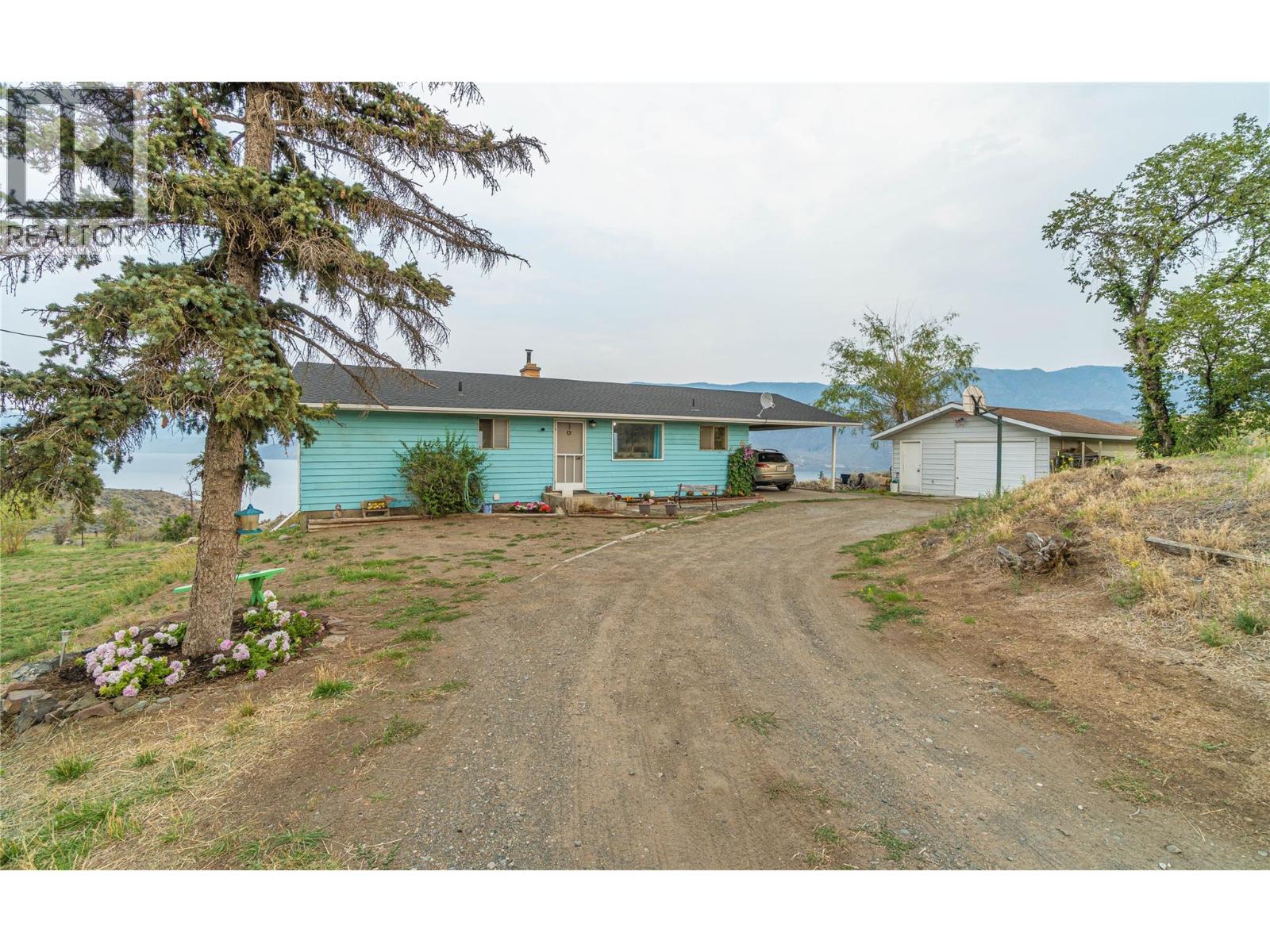 6009 West Trans Canada Highway, Kamloops, British Columbia  V1S 2A2 - Photo 2 - 10399564