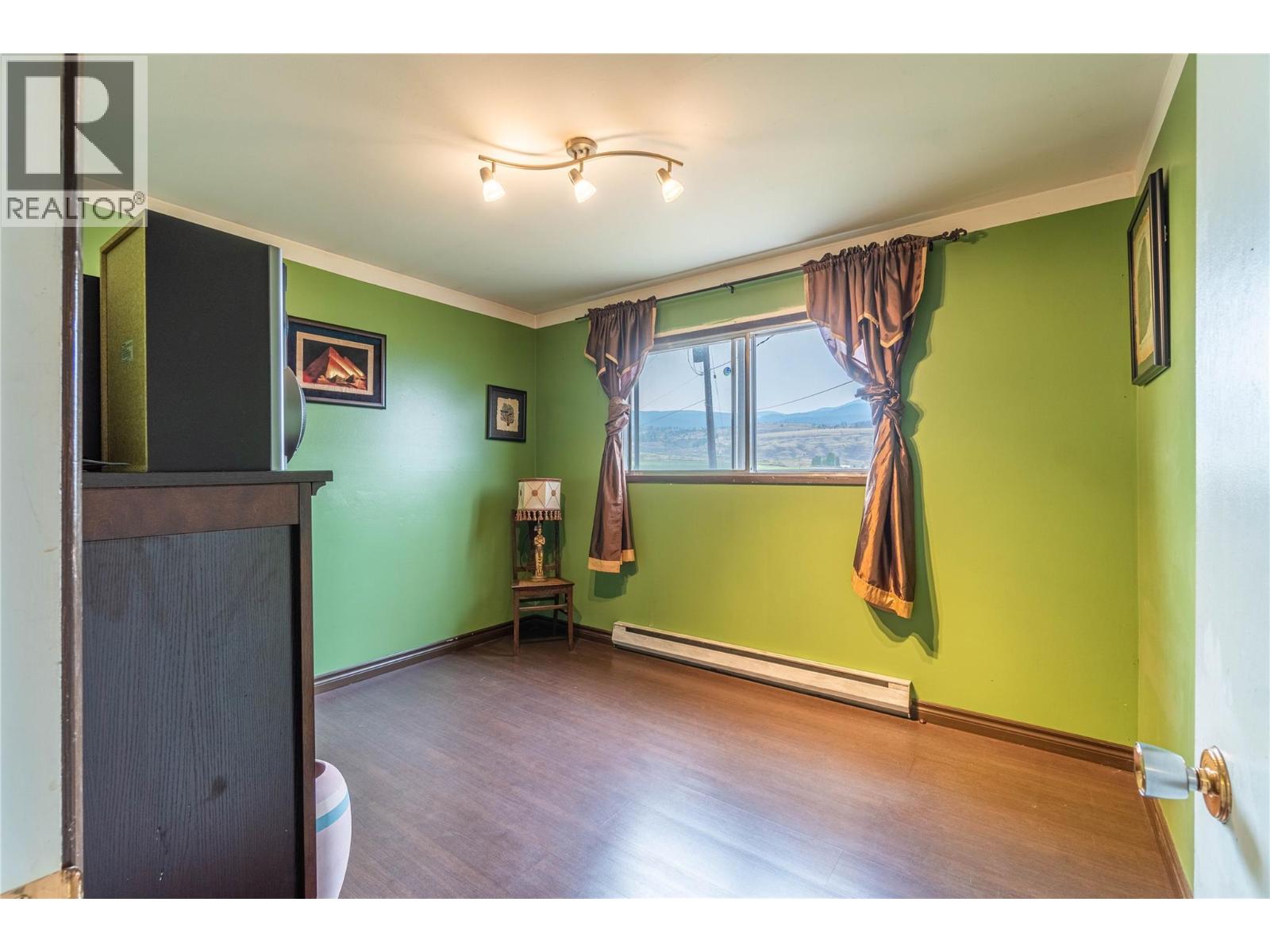 6009 West Trans Canada Highway, Kamloops, British Columbia  V1S 2A2 - Photo 15 - 10399564