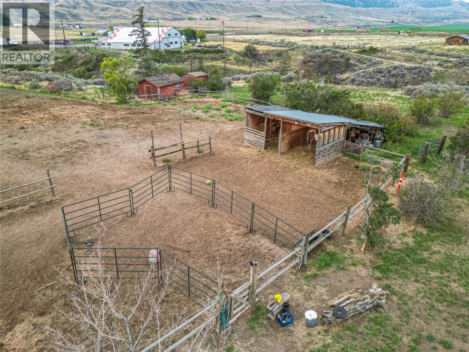 6009 West Trans Canada Highway, Kamloops, British Columbia  V1S 2A2 - Photo 4 - 10399564