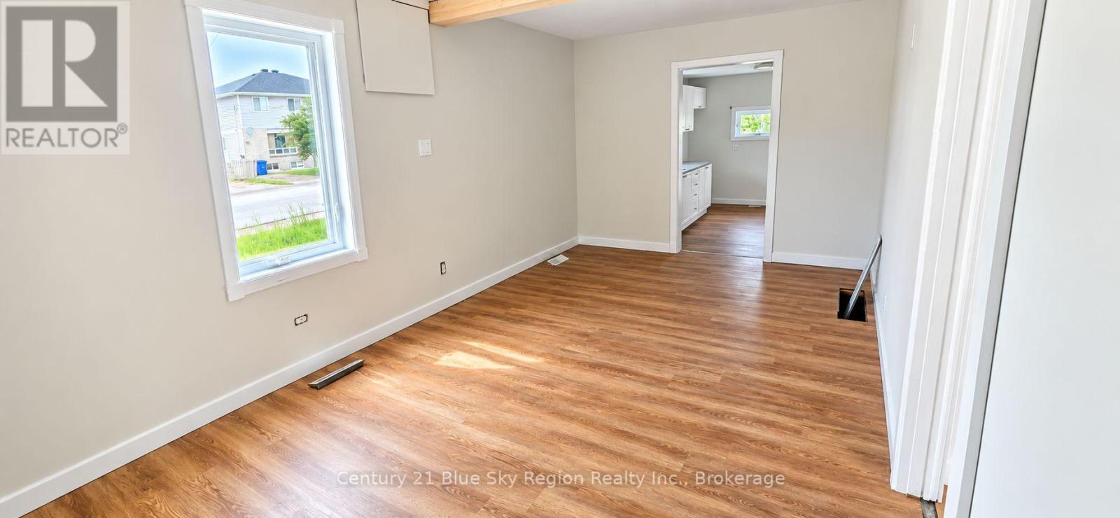 239 Gould Avenue, North Bay, Ontario  P1B 7C6 - Photo 3 - X13754744