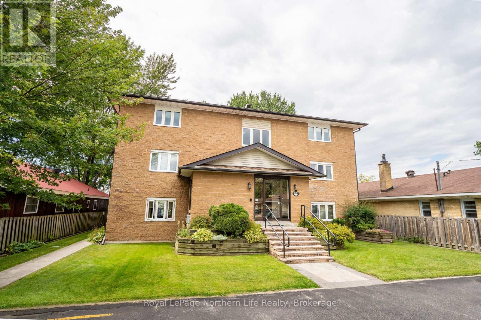 301 - 469 Lakeshore Drive, North Bay, Ontario  P1A 2E2 - Photo 2 - X13754774